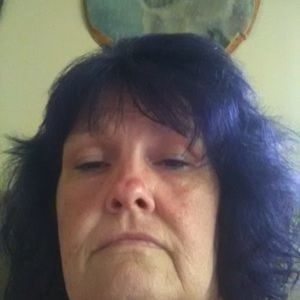 Meet your Posher, Emilie